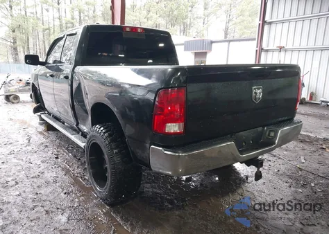 2017 Ram 1500 Slt 4X2 6'4 Box из США, поврежденный, VIN 1C6RR6GGXHS654904